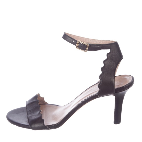 Chloe Shoes - ❥ RARE ❥ CHLOE LAUREN SCALLOPED BLACK LEATHER SANDAL 8.5